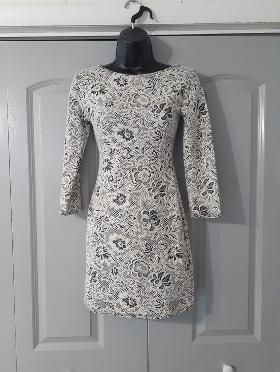Xhilaration Dresses & Skirts - Xhilaration lace Mini dress